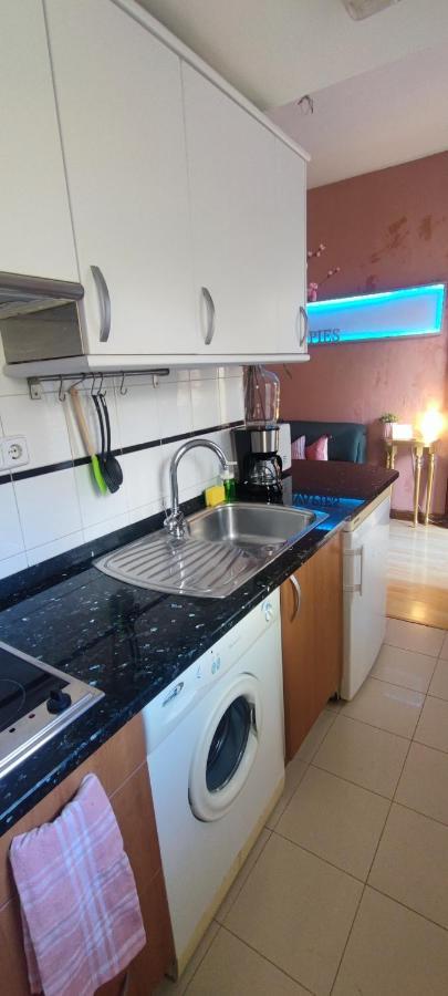 Mini Loft En Calle Amparo Madrid Buitenkant foto